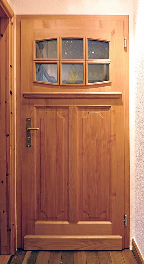 Tür aus der Werkstatt Alignum
